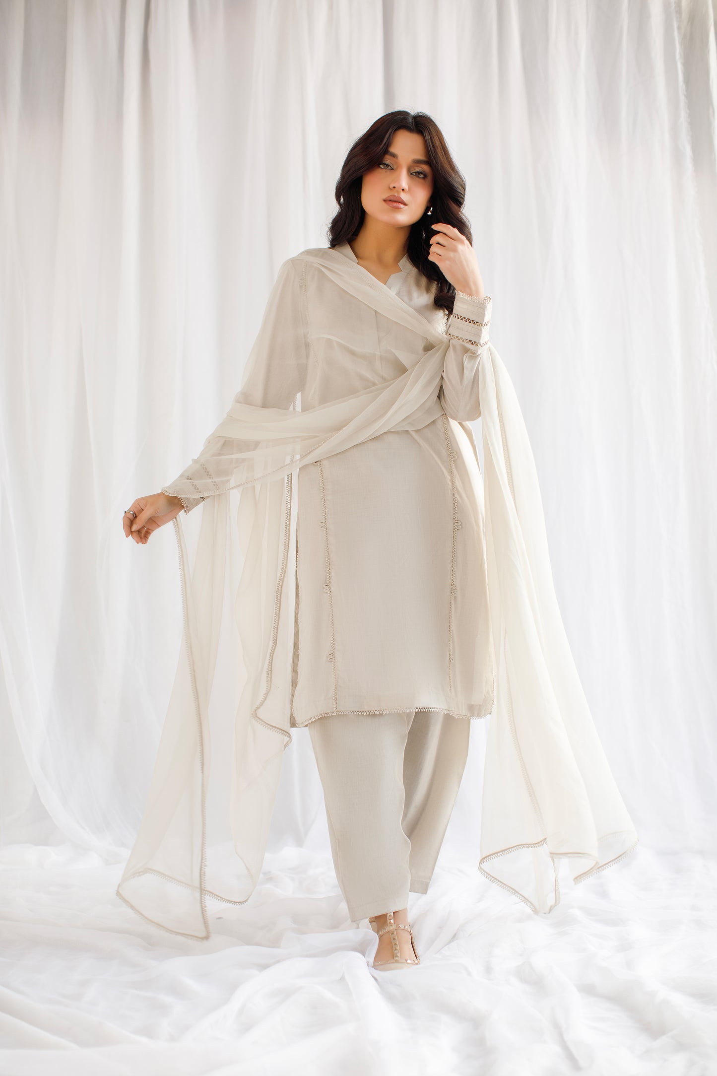 Ethereal Elegance | 3-Piece Solid Lawn Suit