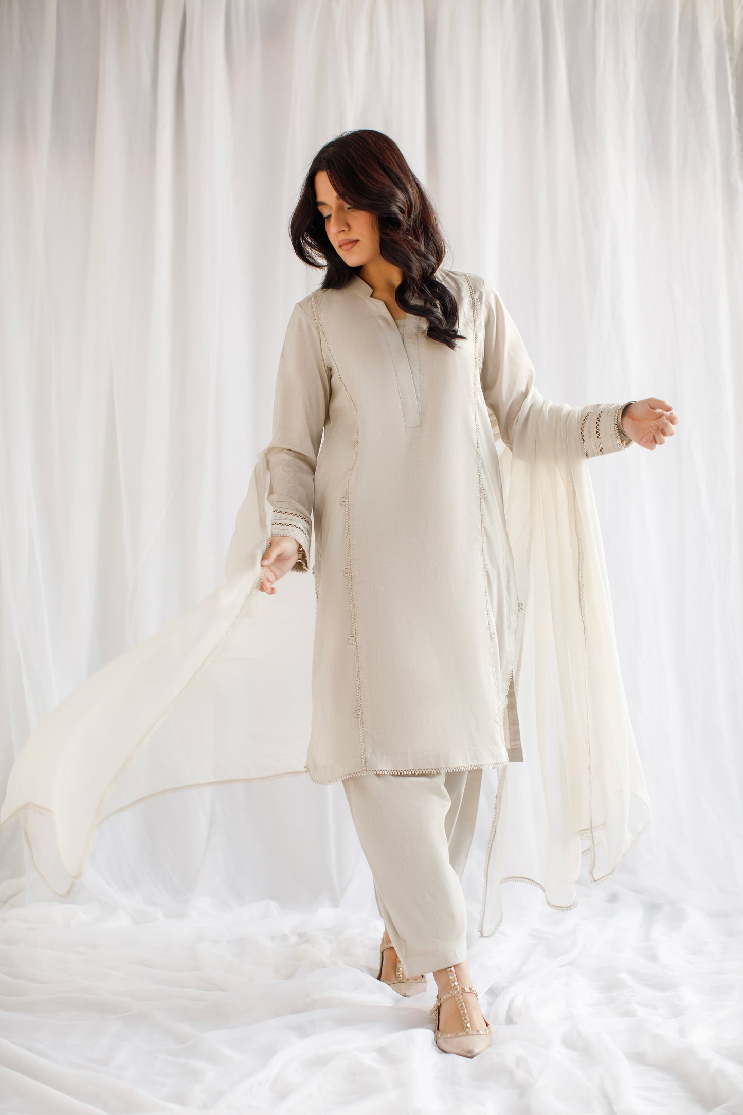 Ethereal Elegance | 3-Piece Solid Lawn Suit